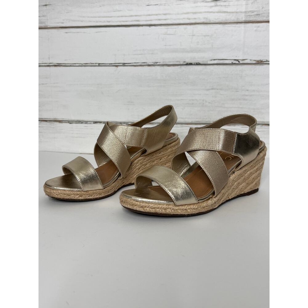 Vionic Ainsleigh Gold Metallic Espadrille Wedge Sandals Shoe Size 8 Comfort - Picture 4 of 10